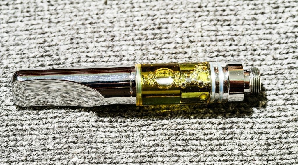 Why Is My New Cart Not Hitting? Here’s the Fix Rokin | Vape Pens shutterstock 1186432573 2