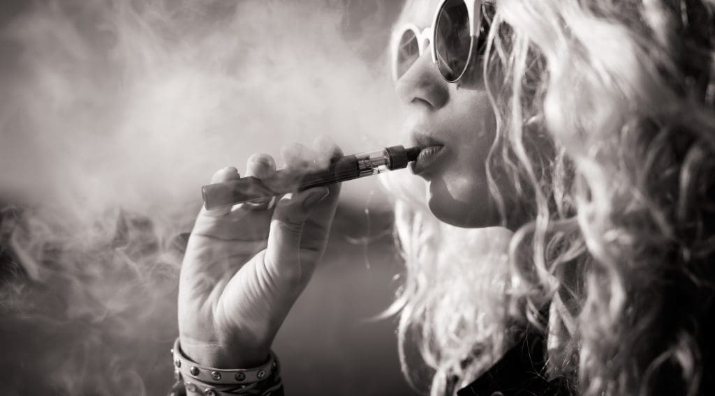 How Does a Vape Cartridge Work? Rokin | Cart Taste Burnt shutterstock 515158993