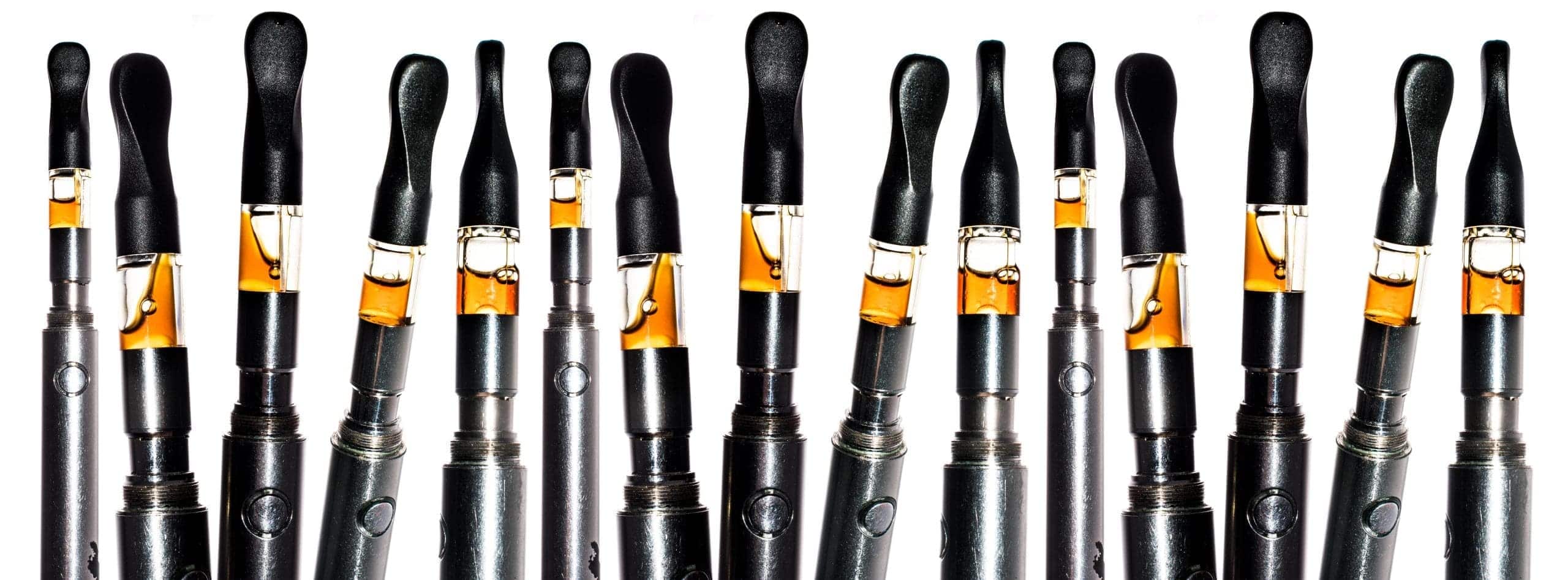 How To Charge A Vape: Complete Guide | Rokin