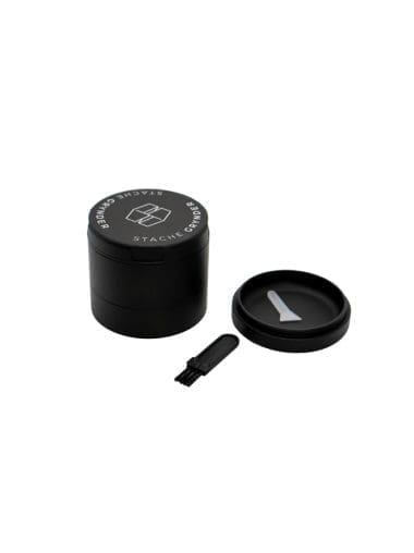 Stache 5 piece grynder black with the bottom off