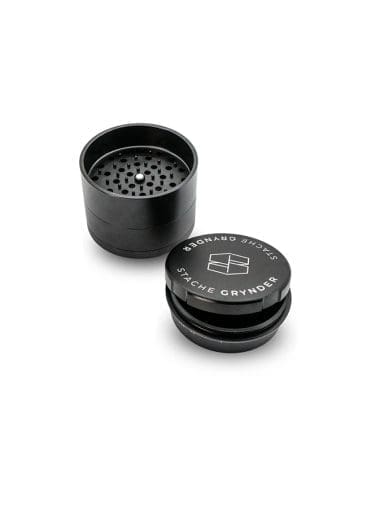 Stache Big 5 piece grynder black with the lid off