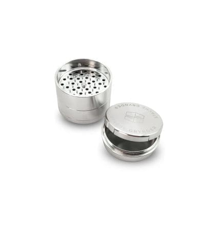 Stache Big 5 piece grynder silver with the lid off