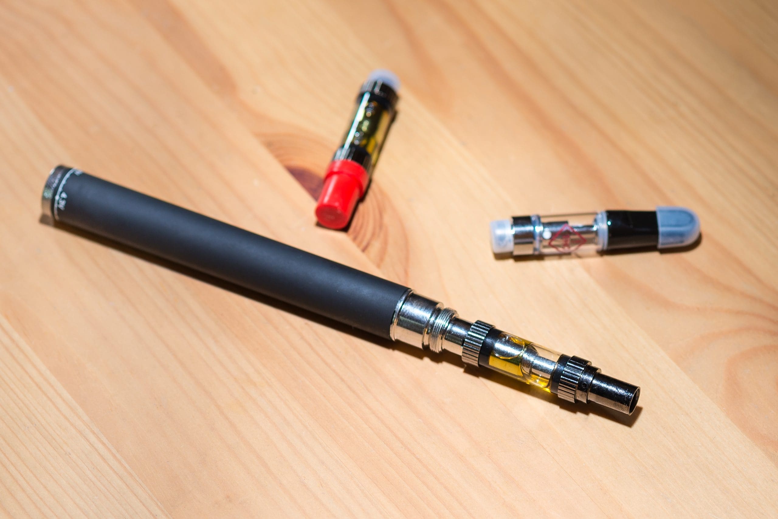 How to Use a Vape Cartridge: Expert Tips & Tricks