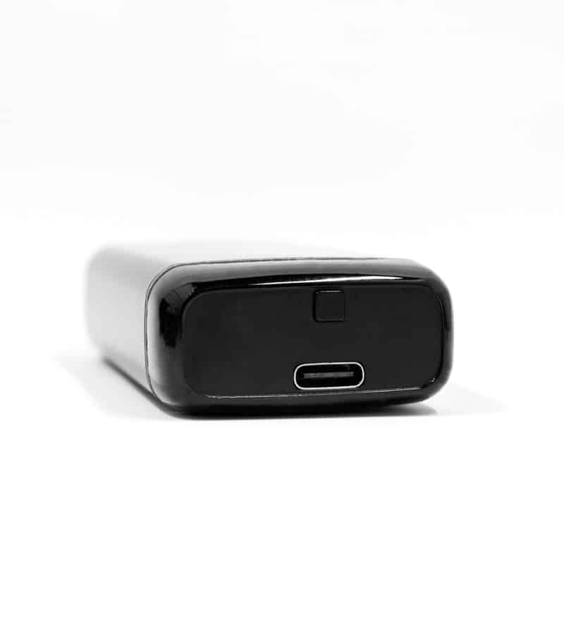 Rokin Bar Black USB-C charging port