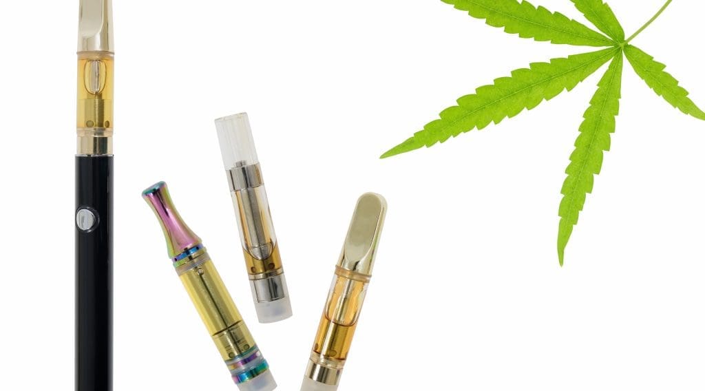 How to Use a Vape Cart: Step-by-Step Guide for Newbies 4 How to Use a Vape Cart: Step-by-Step Guide for Newbies 3