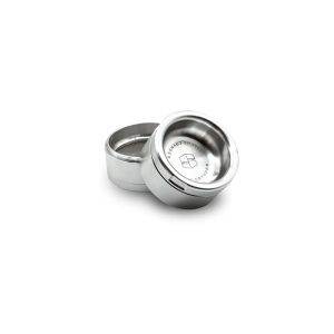 Two silver metal cylindrical grinders, one slightly behind the other, with "GRYNDER" text and a logo.